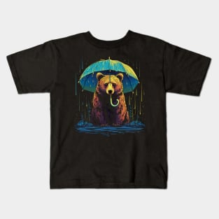 Grizzly Bear Rainy Day With Umbrella Kids T-Shirt